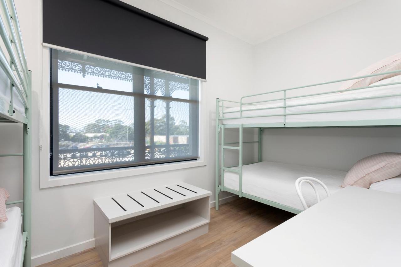 Grand Terminus Hotel Bairnsdale Eksteriør billede
